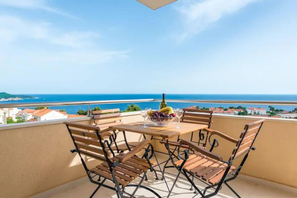Apartment Belvedere With Magnificent Sea View Terrace Dubrovnik Luaran gambar