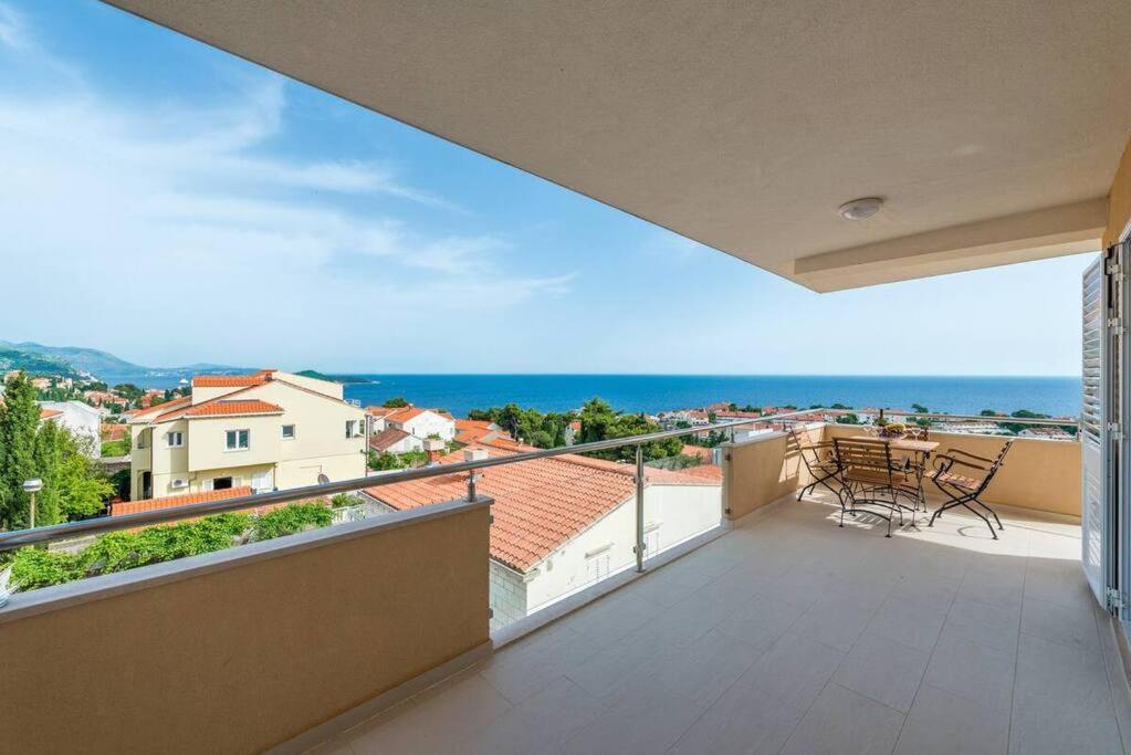 Apartment Belvedere With Magnificent Sea View Terrace Dubrovnik Luaran gambar